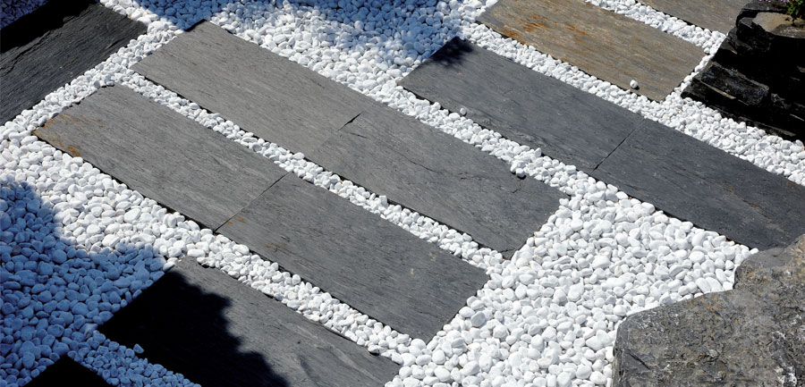 Gravier décoratif : un revêtement esthétique et pratique pour l’aménagement extérieur