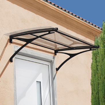 auvent et grille de fenêtre 365x365