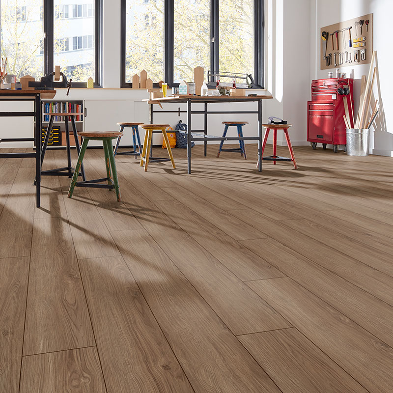Revêtements de sol stratifiés Kiwi Now de Swiss Krono Tex