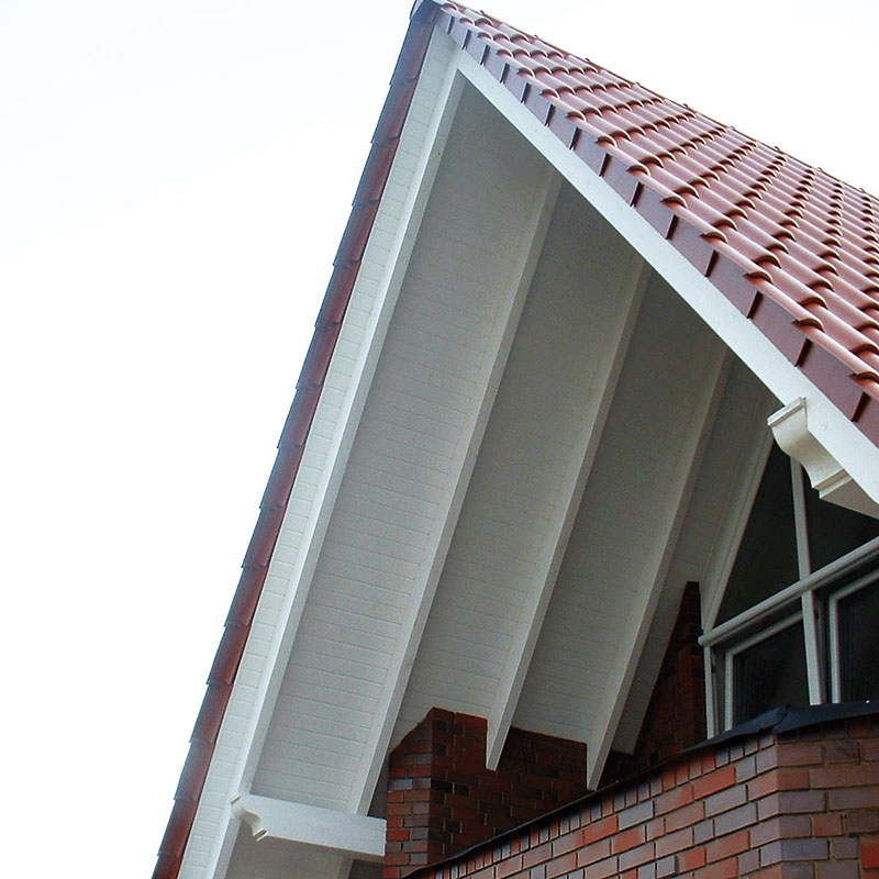 bardage sous toiture - rénovation sous toiture en pvc