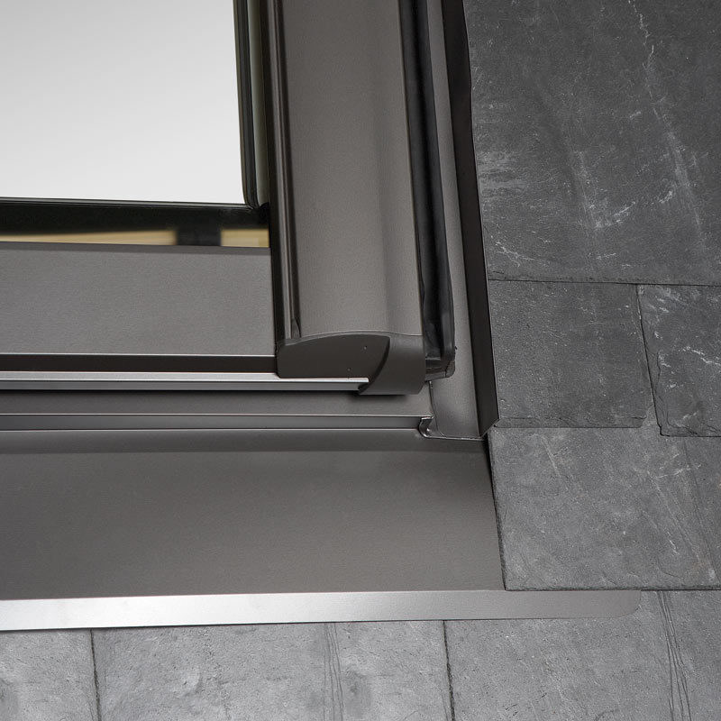 couvreur fenetres de toit raccords de toitures de roto