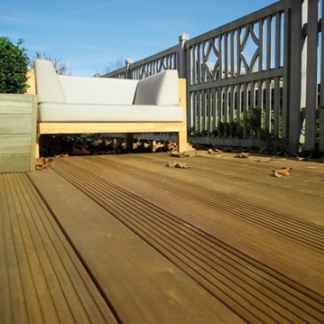 Lames de terrasse bois Pin autoclave marron de Scandinavie