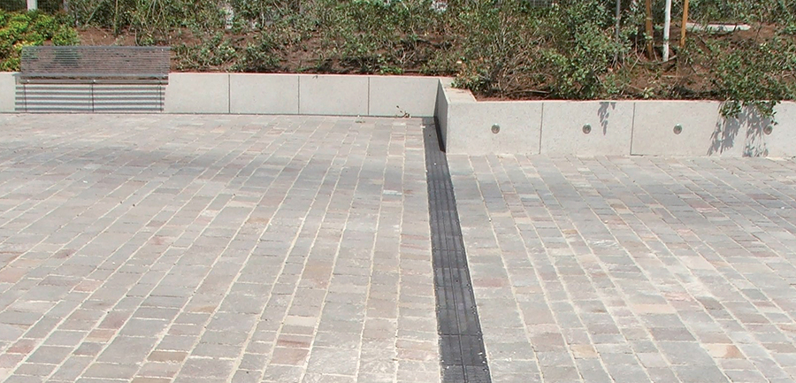 Grille de caniveau