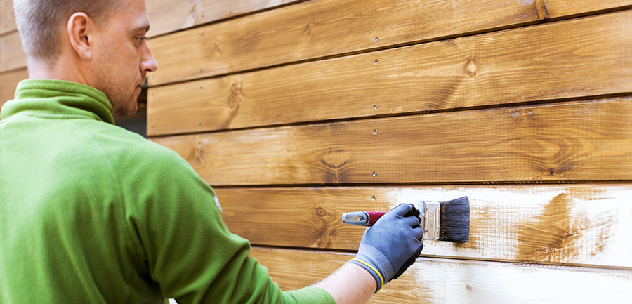 Différences techniques entre lasure, saturateur et peinture
