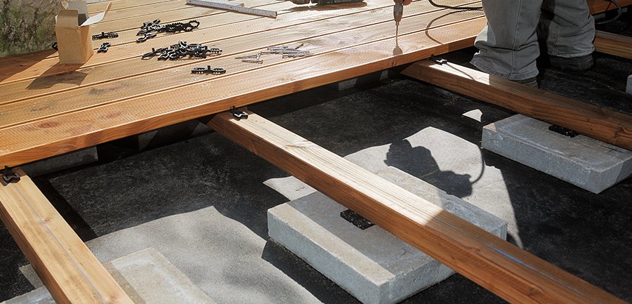 terrasse bois sur plots béton