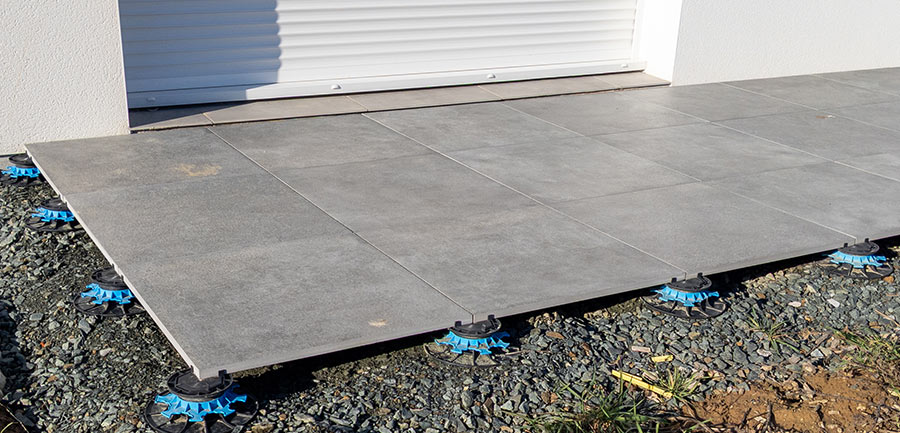 Installer la structure porteuse en lambourdes