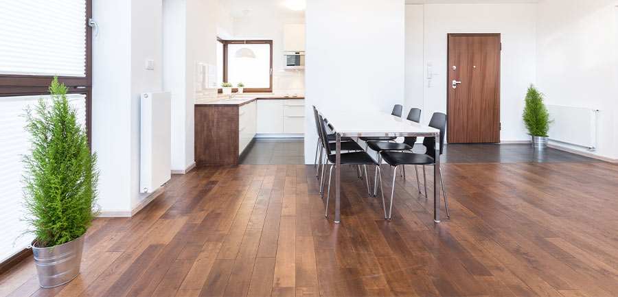 Choisir le sens selon le type de parquet