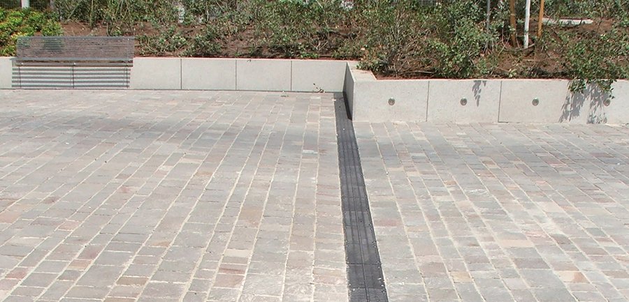 Grille de caniveau